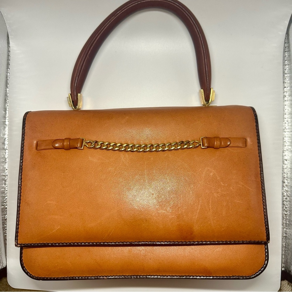 1950’s LOEWE Small Structured Soft Leather Authentic Vintage Handbag - Picture 3 of 16